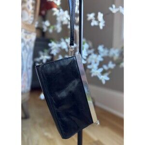 Kenneth Cole New York Genuine Leather Double Frame Clutch Wallet